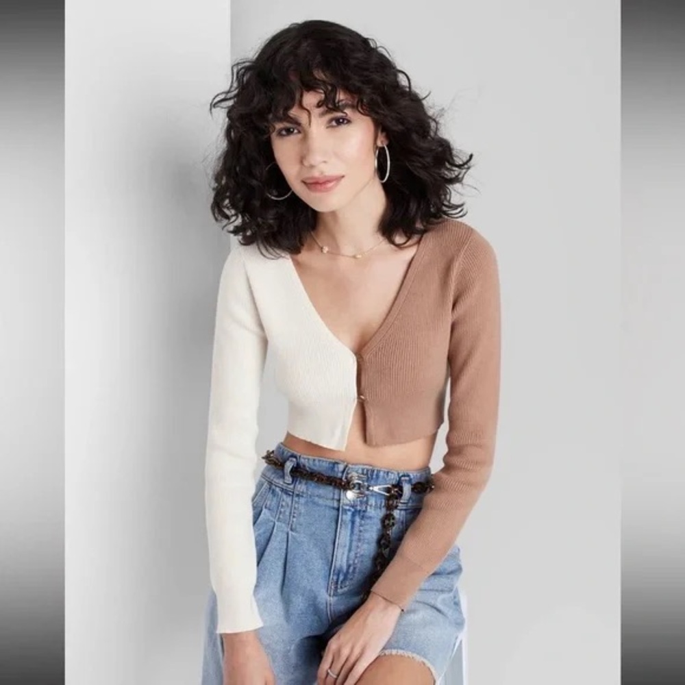 Wild Fable Two-Tone Cropped Cardigan